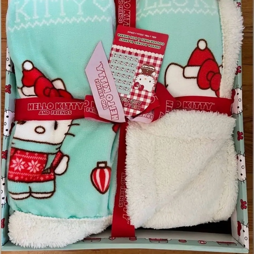 Hello Kitty Mint Green and White Blanket